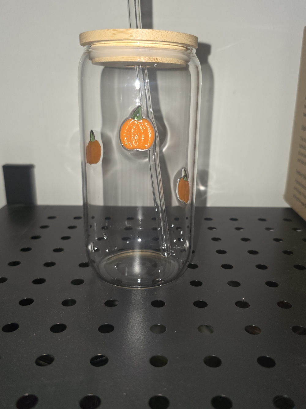 16oz Glass Cup With Pumpkins And Bamboo Lid